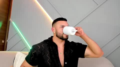 Jackson Wayne online show from 02-17-25, 09:52