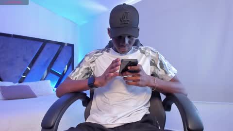 Snapshot of jacksonmuller_ chatting on 01-10-26, 03:14 Jackson online show from 01-10-26, 03:14