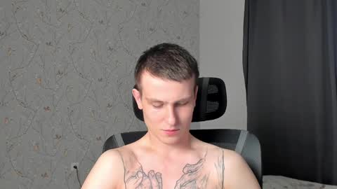 Nikolay online show from 04-06-26, 03:37