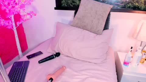 Jacky hoott online show from 01-20-25, 01:32