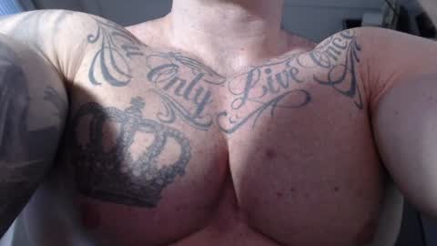 Snapshot of jackyhuge chatting on 12-15-24, 10:07 Jacky online show from 12-15-24, 10:07