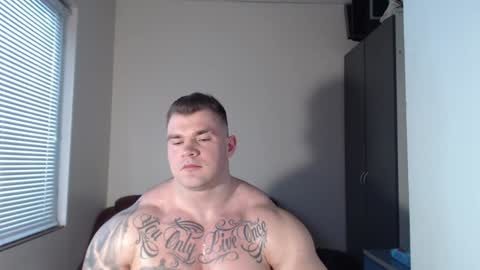 Snapshot of jackyhuge chatting on 01-06-25, 08:35 Jacky online show from 01-06-25, 08:35