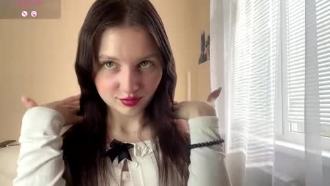 Lillian online show from 04-05-26, 06:21