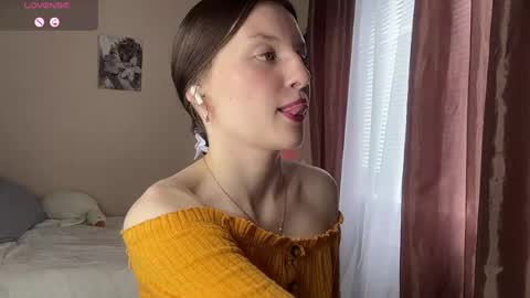 Lillian online show from 06-04-26, 05:13