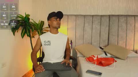 Jacobo online show from 12-20-25, 07:32