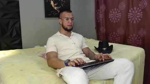 Jacob online show from 03-08-26, 03:54