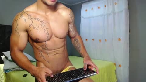 Snapshot of jacob_beckett chatting on 04-28-26, 02:33 Jacob online show from 04-28-26, 02:33