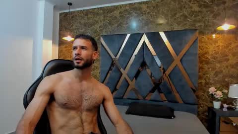 Snapshot of jacob_benelli chatting on 12-18-25, 11:22 Jaco online show from 12-18-25, 11:22