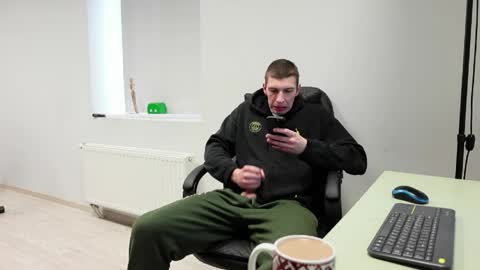 JACOB DEVON online show from 04-17-26, 05:54