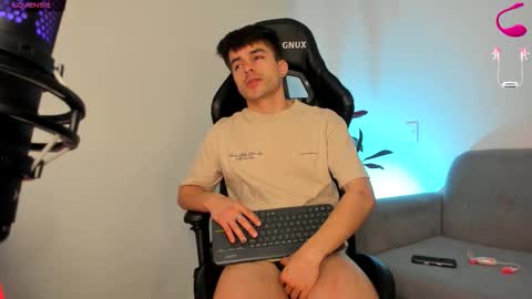 JACOB FERRER online show from 02-15-26, 07:51