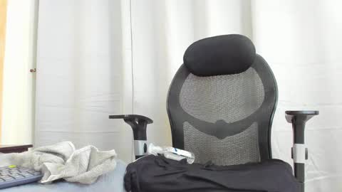 Snapshot of jacob_lewitt chatting on 02-15-25, 12:37 Jacob online show from 02-15-25, 12:37