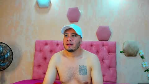 Snapshot of jacob_lewitt chatting on 02-18-25, 11:19 Jacob online show from 02-18-25, 11:19