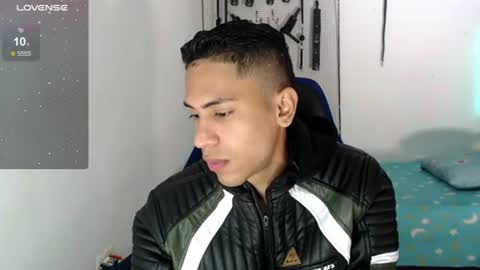 Snapshot of jacob_wolf_xxx chatting on 09-26-25, 03:21 jacob online show from 09-26-25, 03:21