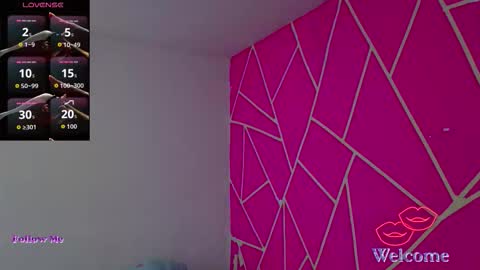 Snapshot of jacob_wolf_xxx chatting on 12-04-25, 11:35 jacob online show from 12-04-25, 11:35