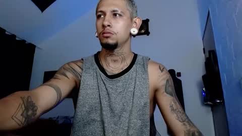 Snapshot of jacob_zane1 chatting on 02-14-25, 03:33 Michael Caicedo online show from 02-14-25, 03:33