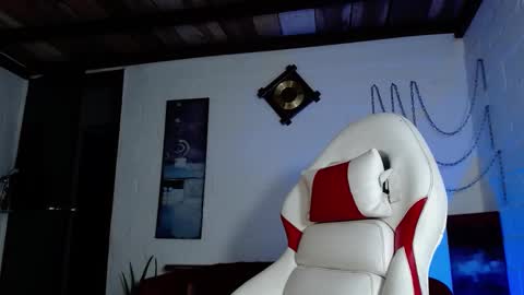 Snapshot of jacob_zane1 chatting on 03-08-25, 04:56 Michael Caicedo online show from 03-08-25, 04:56