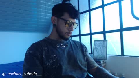 Michael Caicedo online show from 05-28-26, 07:44