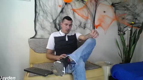 Jacob And Jayden online show from 11-01-25, 07:05