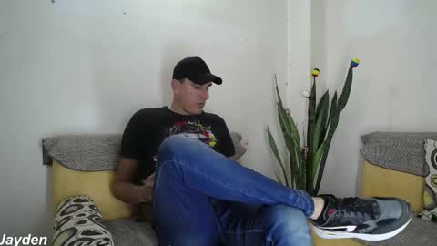 Jacob And Jayden online show from 11-05-25, 07:03