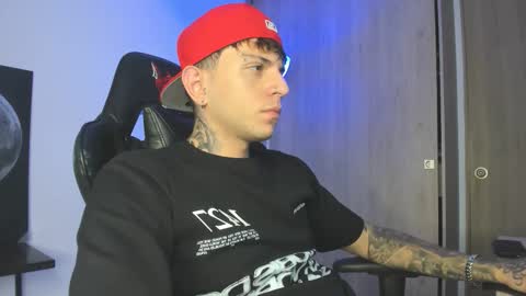 jacobb116 online show from 09-22-25, 12:01