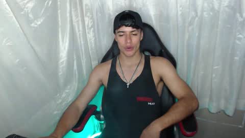 Snapshot of jacobbakerr chatting on 12-21-25, 02:41 Jacobbakerr online show from 12-21-25, 02:41