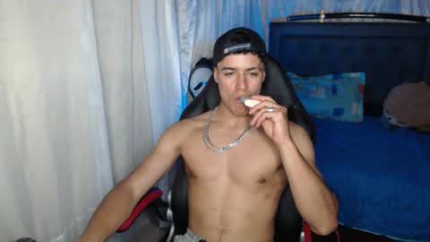 Snapshot of jacobbakerr chatting on 01-06-26, 06:28 Jacobbakerr online show from 01-06-26, 06:28