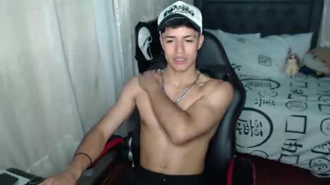 Snapshot of jacobbakerr chatting on 03-05-26, 05:14 Jacobbakerr online show from 03-05-26, 05:14