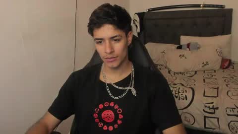 Snapshot of jacobbakerr chatting on 06-25-26, 02:11 Jacobbakerr online show from 06-25-26, 02:11