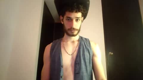 Snapshot of jacobmurphy2103 chatting on 10-28-25, 04:42 JACOB ROBIN online show from 10-28-25, 04:42