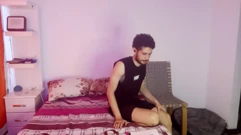 Snapshot of jacobmurphy2103 chatting on 11-06-25, 06:20 JACOB ROBIN online show from 11-06-25, 06:20