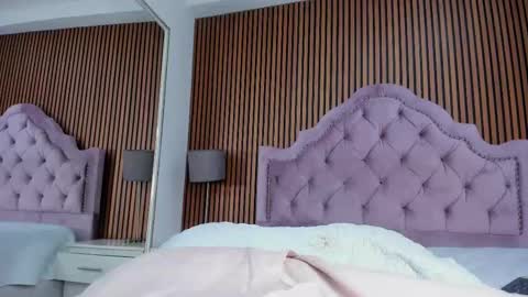 Jacob online show from 09-17-25, 03:03