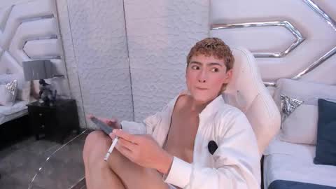 Snapshot of jacobrusso chatting on 01-18-26, 01:20 jacobrusso online show from 01-18-26, 01:20