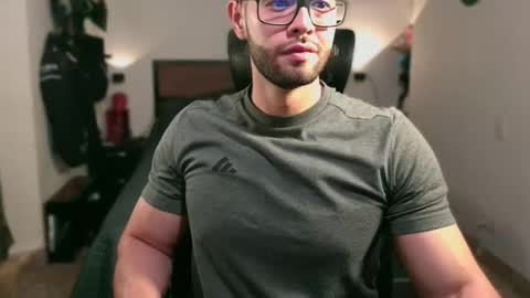 Snapshot of jacobt77 chatting on 12-20-25, 11:45 Jacob online show from 12-20-25, 11:45