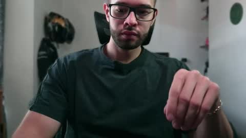 Snapshot of jacobt77 chatting on 01-18-26, 03:27 Jacob online show from 01-18-26, 03:27