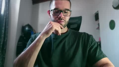 Snapshot of jacobt77 chatting on 02-05-26, 06:34 Jacob online show from 02-05-26, 06:34