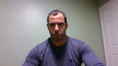Snapshot of jacoff38 chatting on 05-11-26, 05:10 jacoff38 online show from 05-11-26, 05:10