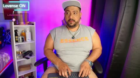 daddy sir master bear online show from 12-16-25, 10:42