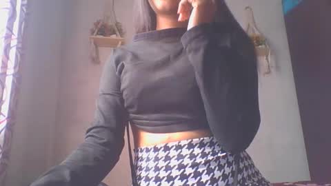 jacqueline_fernandez online show from 01-28-25, 06:49