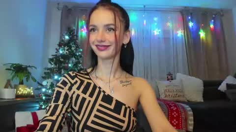 Snapshot of jacquelinehex chatting on 12-15-25, 03:00 Jacqueline online show from 12-15-25, 03:00