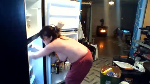 Snapshot of jacquelinestone56 chatting on 02-12-25, 08:18 Jacqueline Stone online show from 02-12-25, 08:18