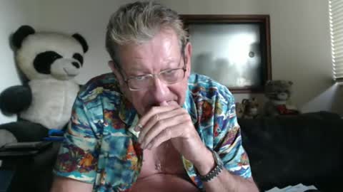 Snapshot of jacques_de_france chatting on 12-19-24, 03:52 Jacques online show from 12-19-24, 03:52