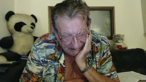 Snapshot of jacques_de_france chatting on 12-23-24, 05:39 Jacques online show from 12-23-24, 05:39