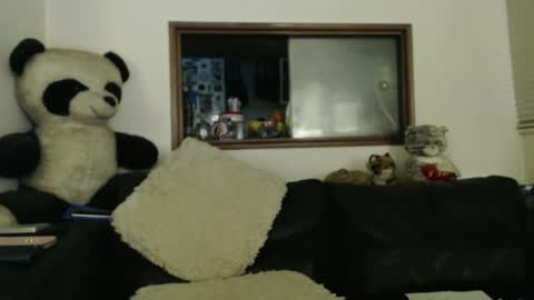 Snapshot of jacques_de_france chatting on 12-31-24, 02:19 Jacques online show from 12-31-24, 02:19