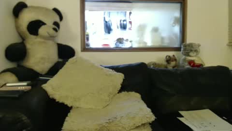 Snapshot of jacques_de_france chatting on 01-09-25, 02:01 Jacques online show from 01-09-25, 02:01