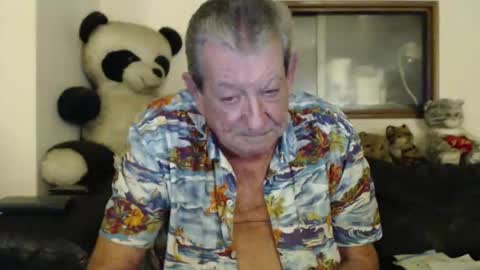 Snapshot of jacques_de_france chatting on 10-24-25, 03:36 Jacques online show from 10-24-25, 03:36