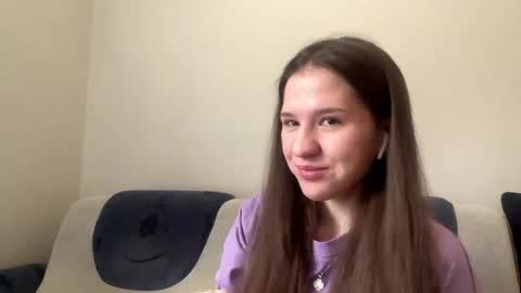 Laura online show from 04-19-26, 06:13