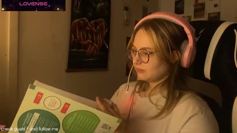 jacywinslat online show from 10-29-25, 03:03