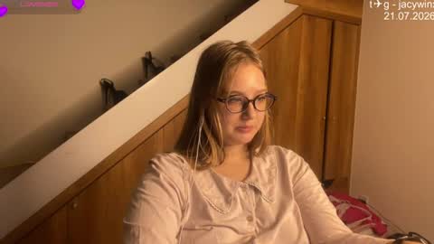 Snapshot of jacywinslat chatting on 07-21-26, 05:15 jacywinslat online show from 07-21-26, 05:15