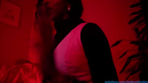 Snapshot of jada_valentine chatting on 02-08-25, 07:59 Jada online show from 02-08-25, 07:59