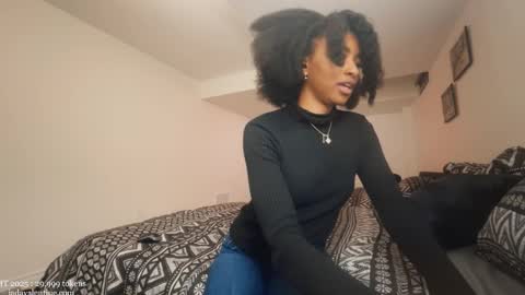 Snapshot of jada_valentine chatting on 12-14-25, 08:20 Jada online show from 12-14-25, 08:20